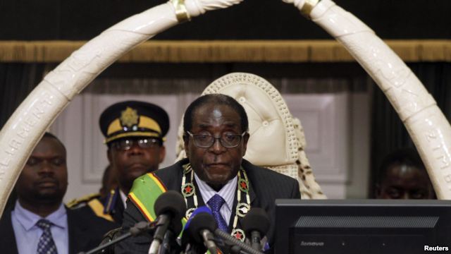 Zimbabwean-President-Robert-Mugabe-opens-the-countrys-Parliament-in-Harare-October-30-2012