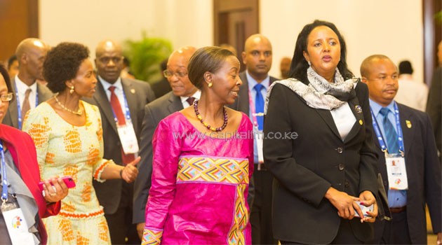 Foreign Affair Cabinet Secretary Amina Mohamed with her Rwanda counterpart Louise Mushikiwabo arrive for the Dialogue Meeting between Coommonwealth Heads of Government and Youth Leaders at Bandaranaike Memorial International Conference Hall in Colomba, Sri Lanka.