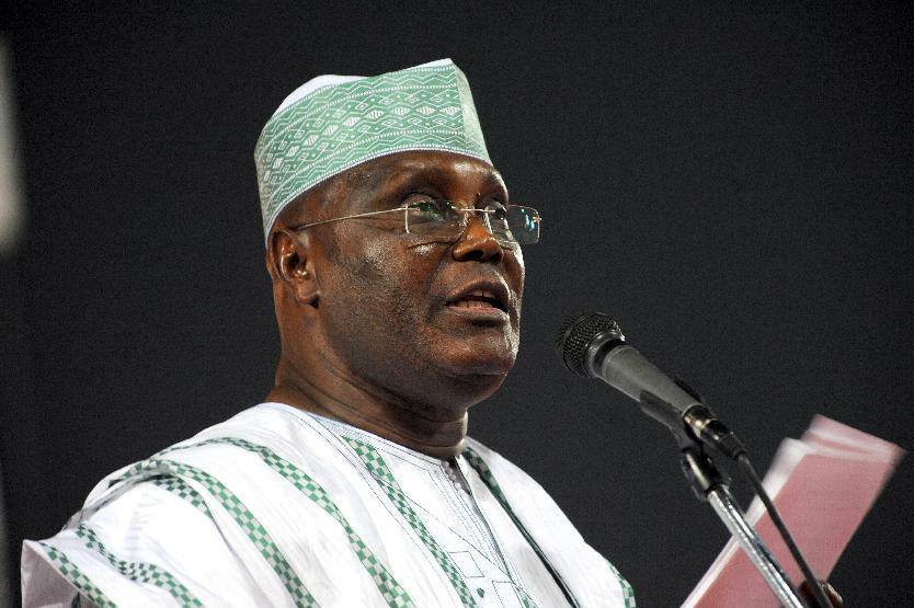 Atiku Abubakar campaigns for votes during the presidential primaries of the ruling Peoples Democratic Party in Abuja early January 14, 2011 (AFP Photo/Pius Utomi Ekpei)