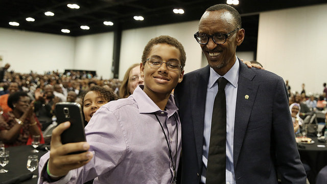 President Kagame poses for a selfie with one of the particiapants at Rwanda Day celebrations in Atlanta, U.S. on Saturday