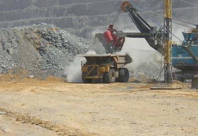 Diamonds in the rough: a diamond mine in Jwaneng, Botswana. Photograph by Esther Dyson.