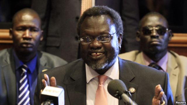 South Sudan rebel leader Riek Machar addresses news conference in Addis Ababa, Ethiopia, May 12, 2014.