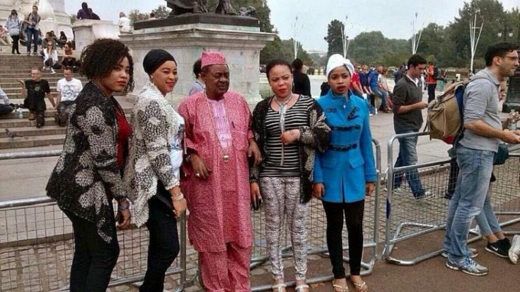 A Nigerian king and his many wives dazzle London - PAN AFRICAN VISIONS