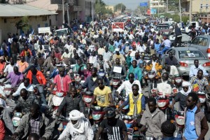 People take part in a rally in N'Djamena on January 17, 2015 to show their support for a decision to send troops to fight Nigeria's Boko Haram Islamists (AFP Photo/) 