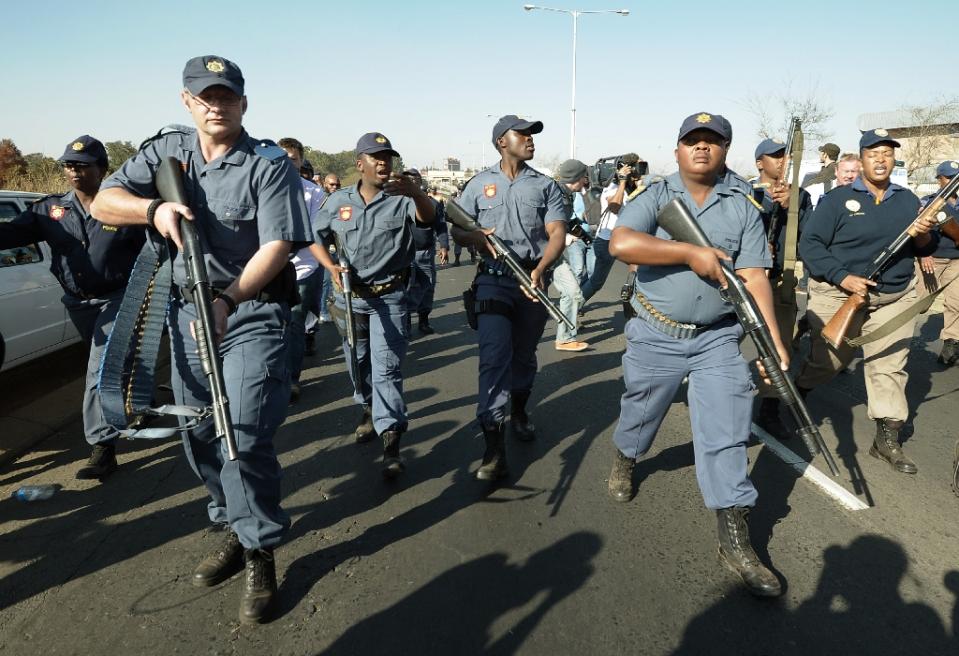 Violence against foreign business owners in South African townships -- many of them Somalis -- has seen at least 80 shops looted in the past month, with more than 200 people arrested for theft and public violence (AFP Photo/Alexander Joe)