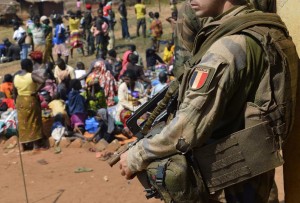 A French soldier standing guard in Boali, some 100km north of Bangui, Central African Republic, on January 19, 2014 (AFP Photo/Eric Feferberg)