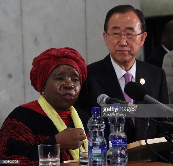 UN Secretary General Ban Ki-moon (R) and Nkosazana Dlamini-Zuma (L), head of the African Union Commission