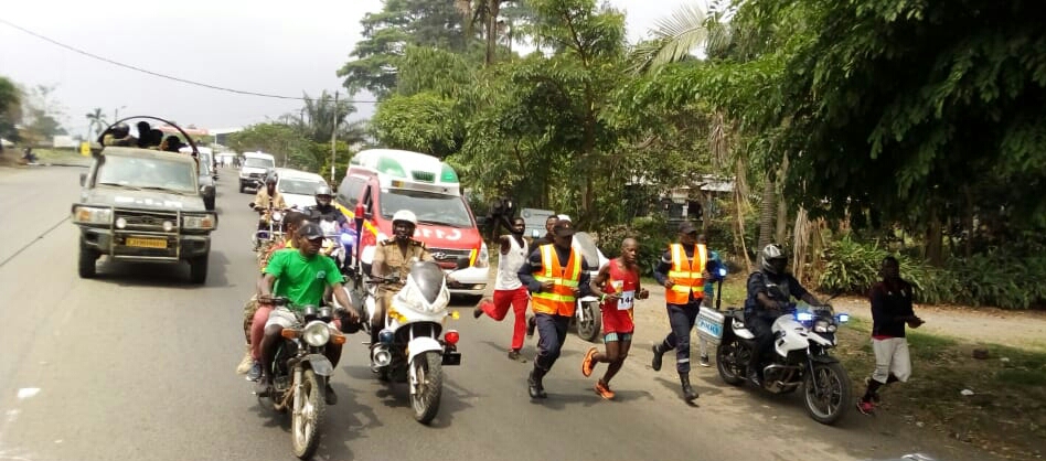 Gabsibuin Godlove runs to collect FCFA 10 millionn as winner of the Mount Cameroon race of Hope, his fifth victory